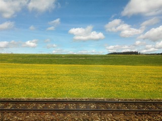 272140