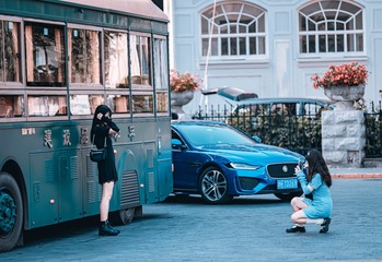 317202