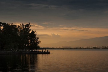 _DSC7985-1.jpg