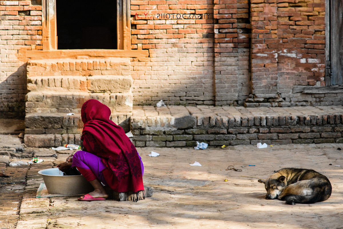 简单生活...（摄于Bhaktapur，Nepal）