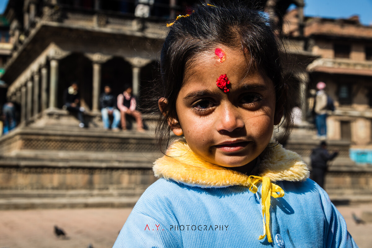 那纯净的眉眼、天真的笑颜，何处寻...（摄于Patan，Nepal）