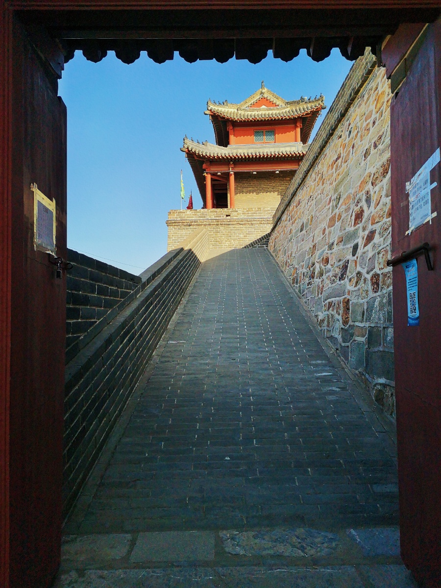 兴城古城即宁远古城中国四大古城之一保存有完好的城墙