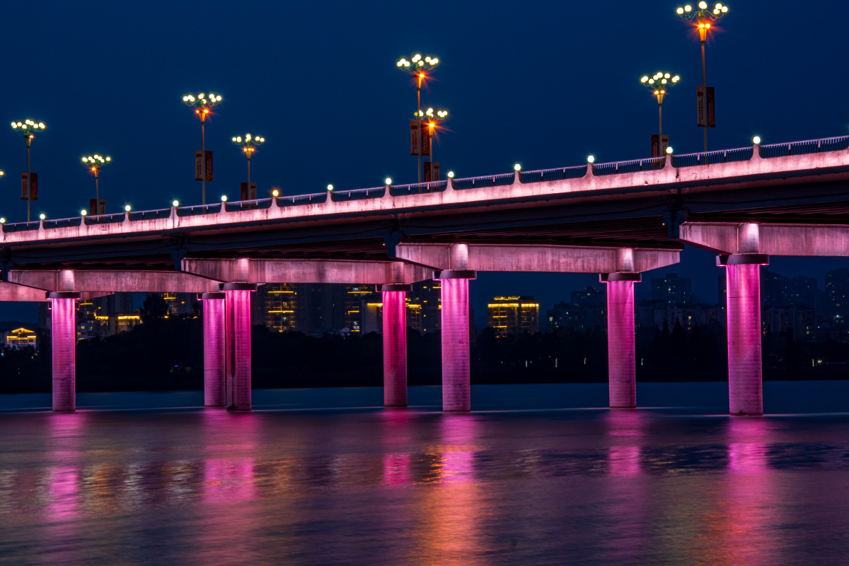 拍摄于家乡四川遂宁通德大桥即涪江三桥遂心遂意遂宁城