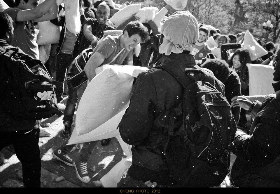 NYCPillowFight10<br />