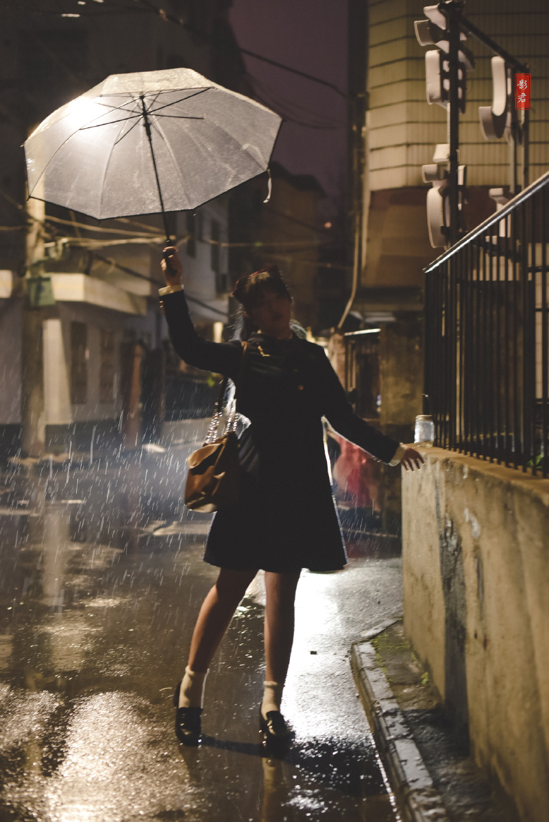 雨景人像「#一起拍春天」 「#分享一个摄影小技巧」 「#写真人像摄影