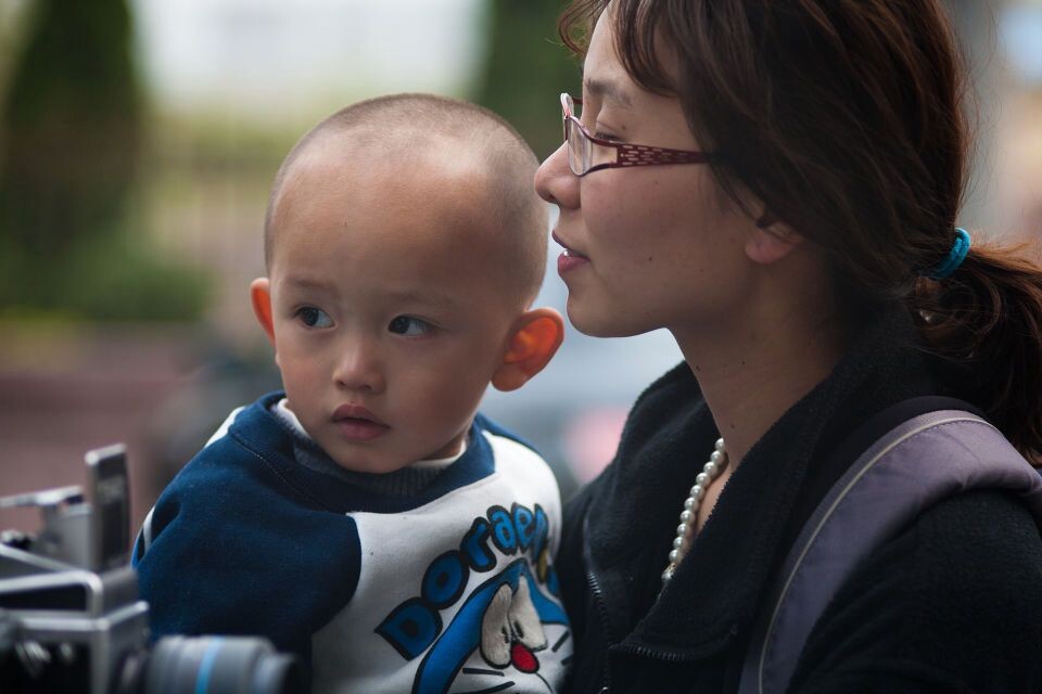 母与子<br />
母与子在一起，就是掩盖不住的浓情
