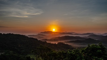 922564