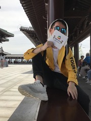 001