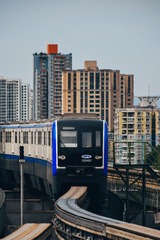 454409