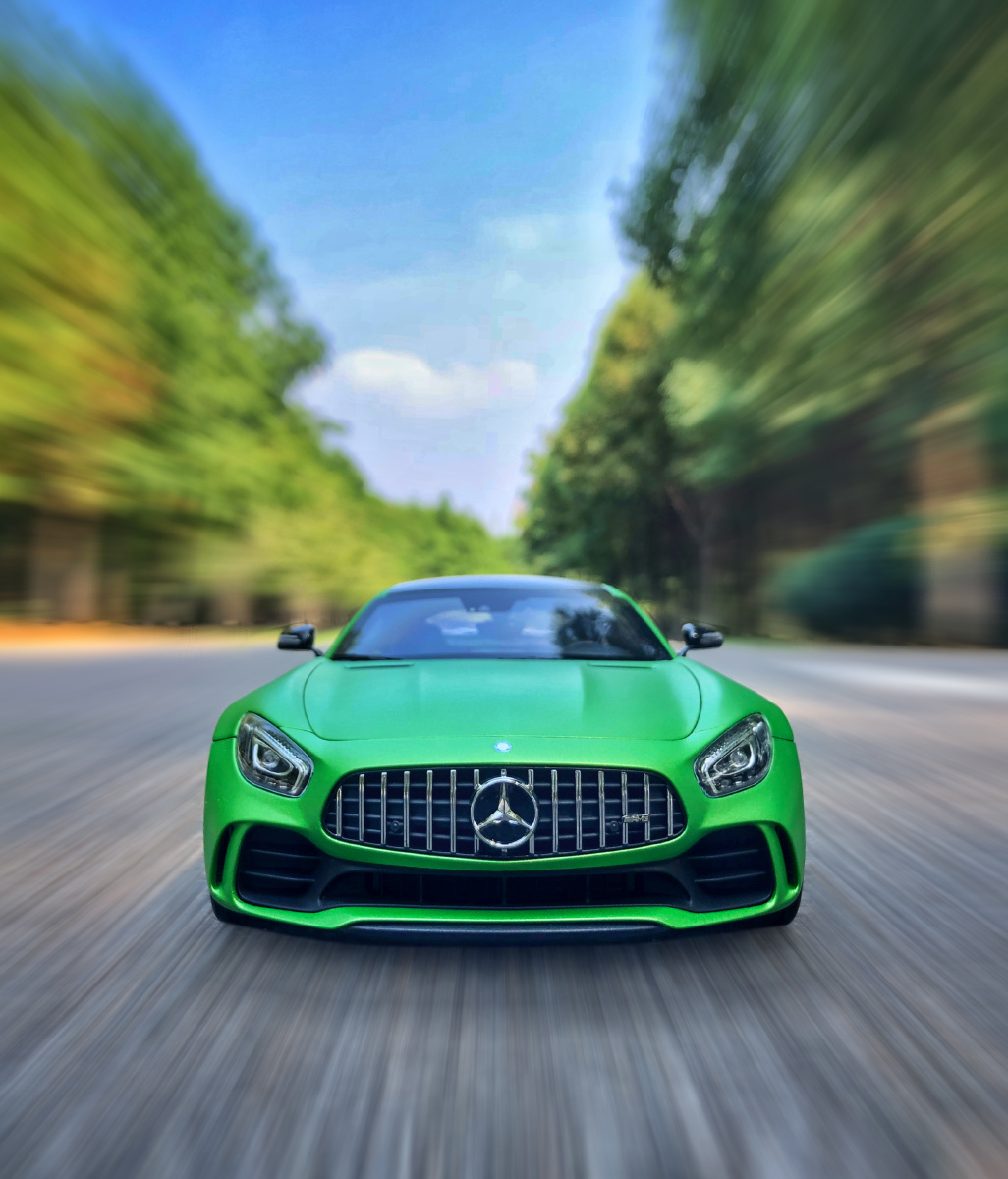 梅赛德斯奔驰amggtr绿魔杰斯底里手机摄影iphonex