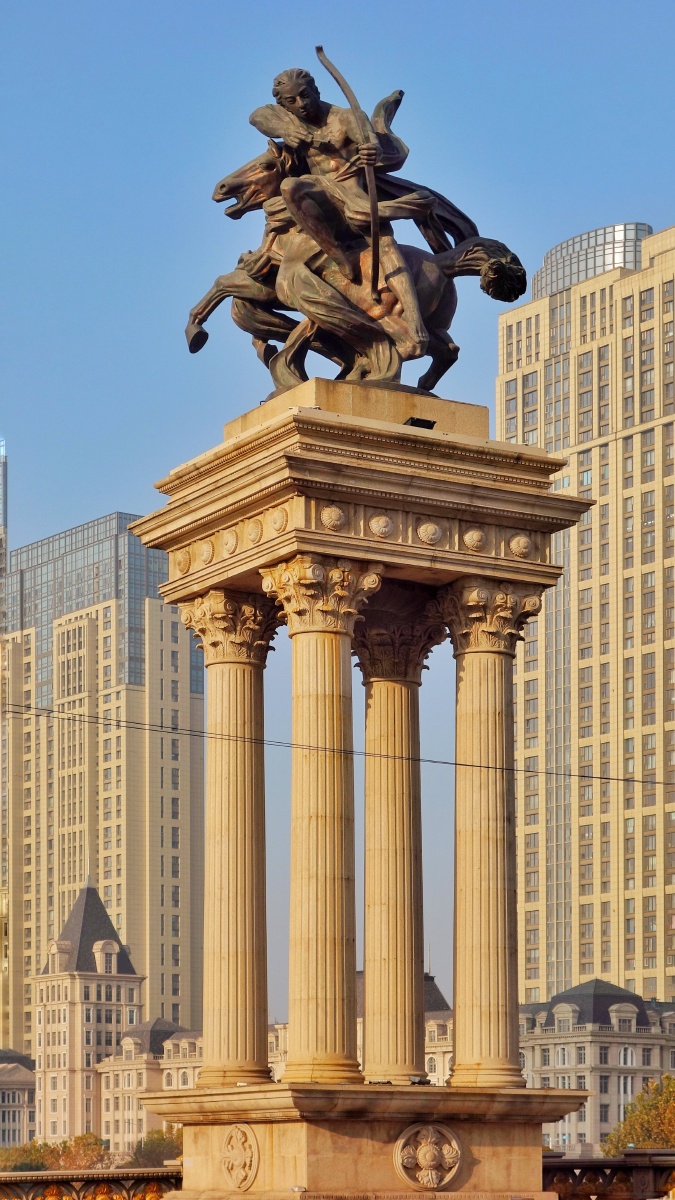 天津风光建筑天津大光明桥雕塑