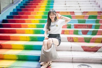 001