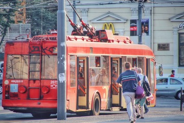 4032528