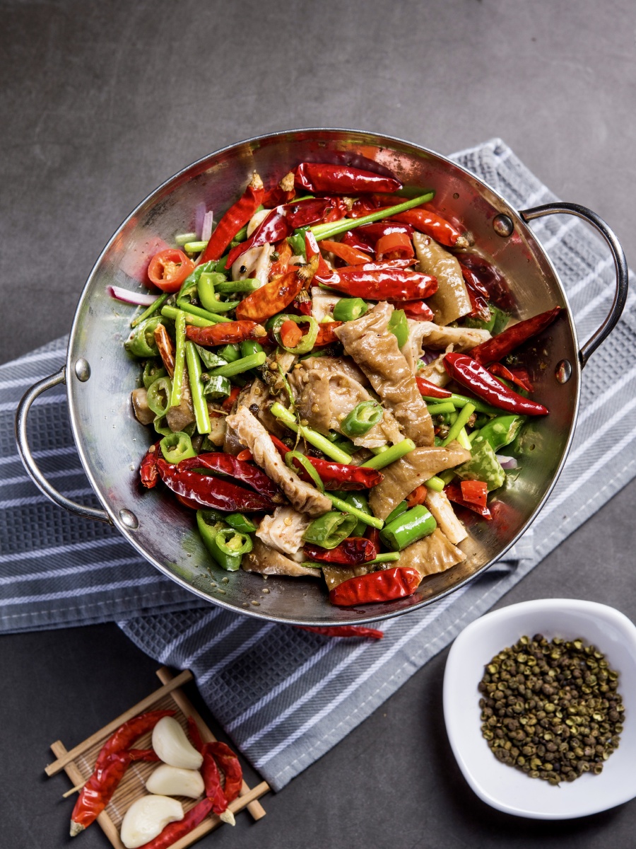 干锅肥肠,川菜,干锅