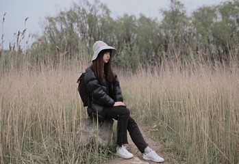 001