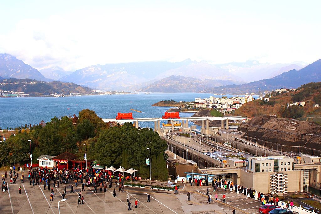长江三峡过船水闸