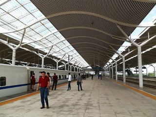 P92500571