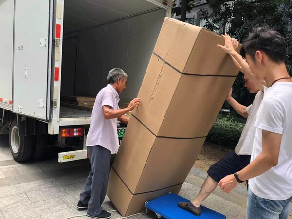 快递包裹无法送达业内人士:正等待揽收成功