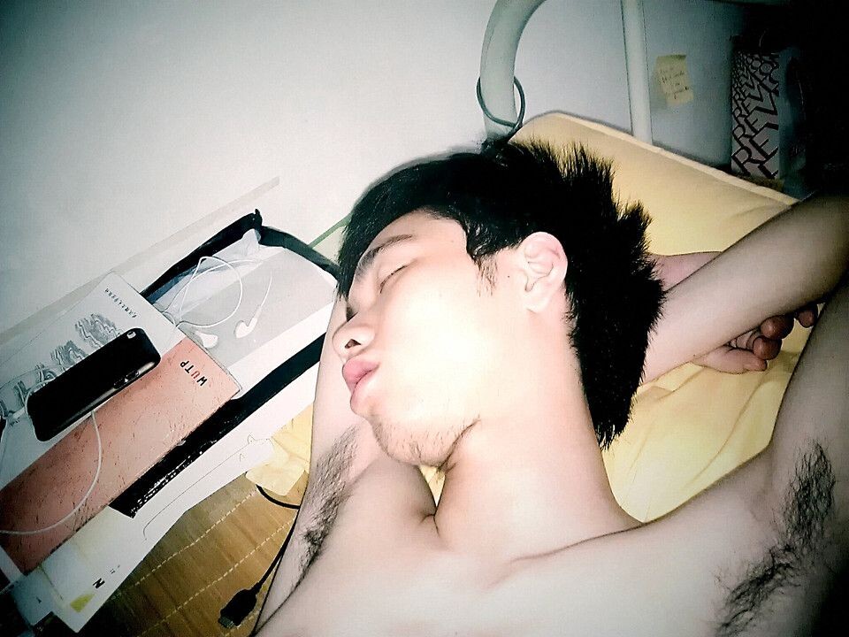 RICHARD在睡觉<br />
