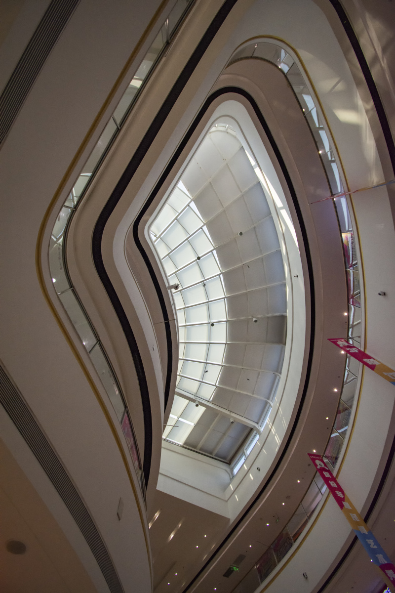 摄于盐城万达广场内.