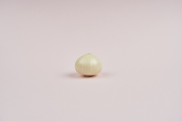a round garlic