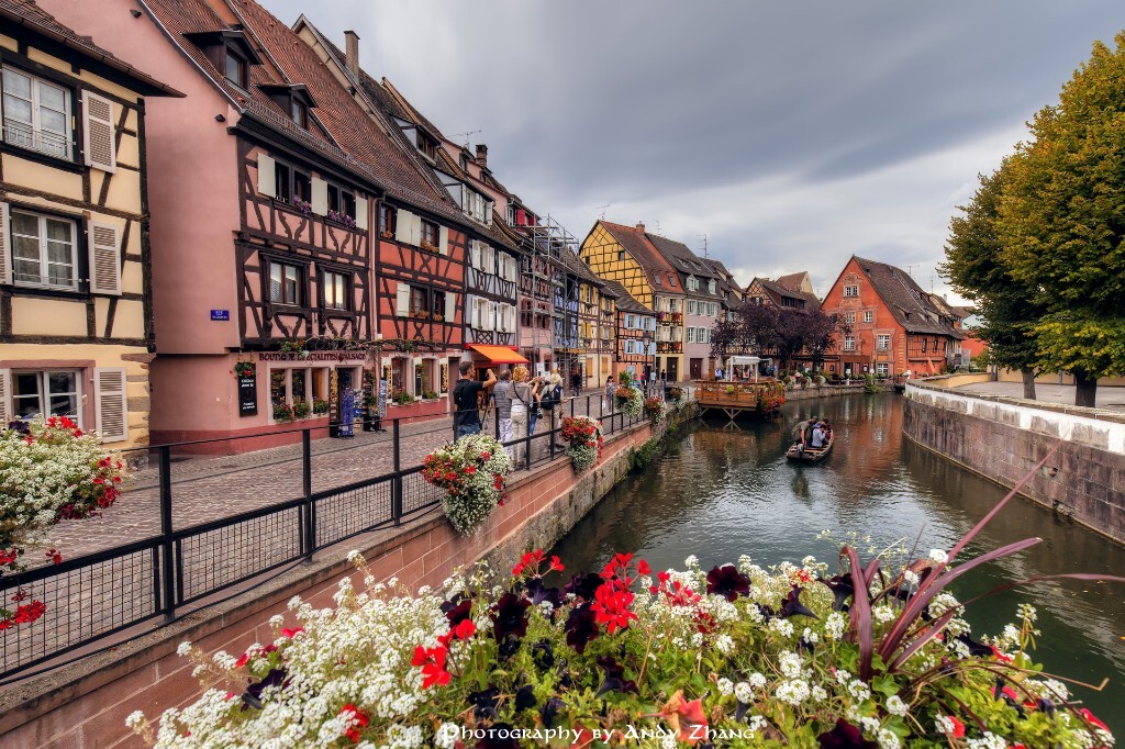9月,色彩丰富的法国小镇<br />
Colmar,France