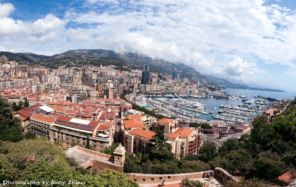 8月,富豪们的天下<br />
Monaco