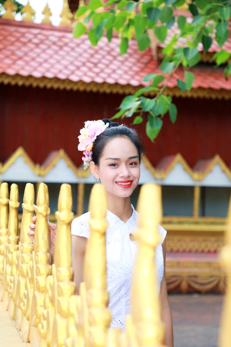 水一样的傣家妹纸都不想走了