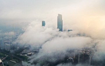 广州｜城市高空云浪