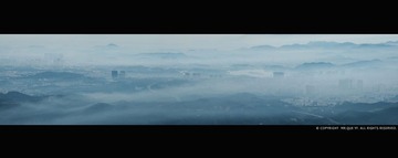 《雾中鹏城》