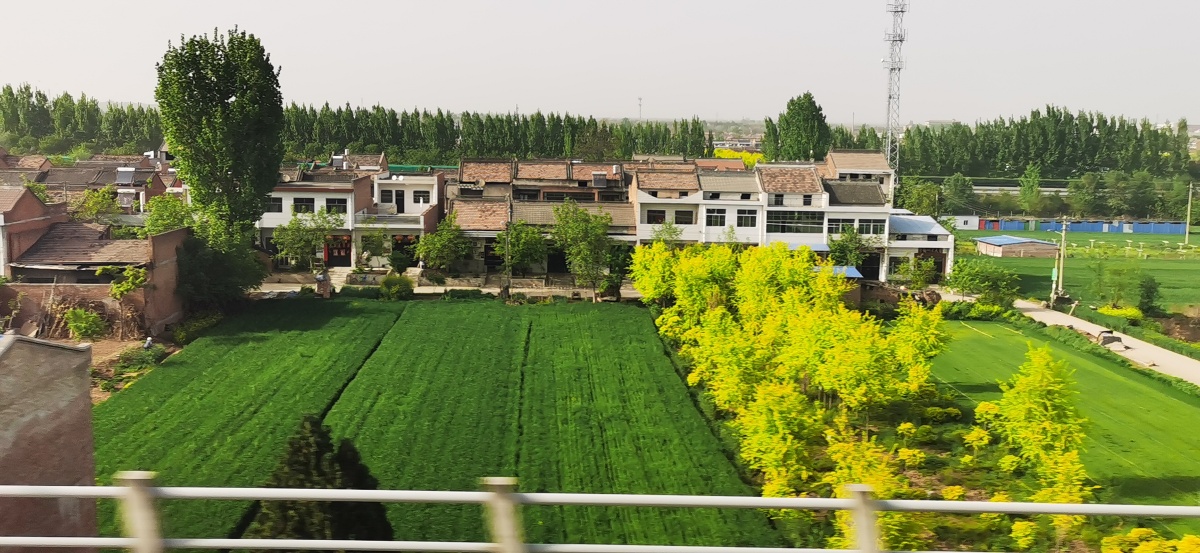 陕西八百里秦川美景如画2021年4月16日阳春三月陕西八百里秦川美景