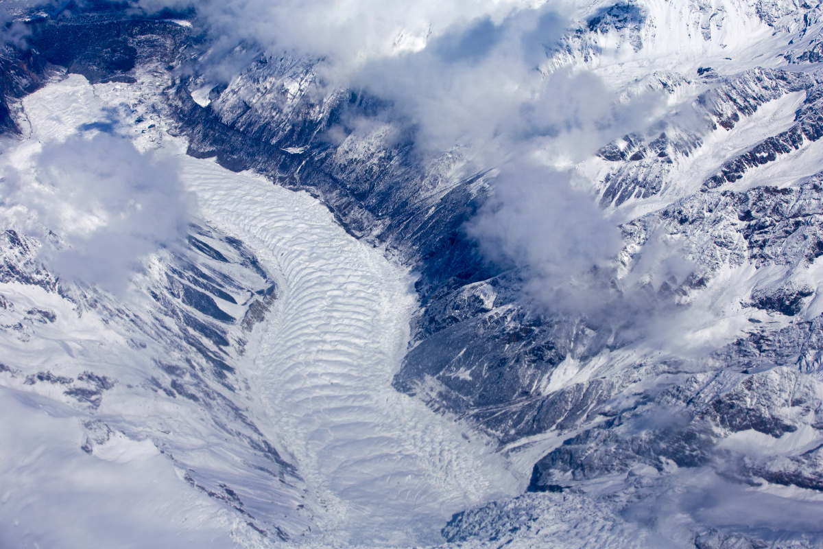 西藏拉萨念青唐古拉山