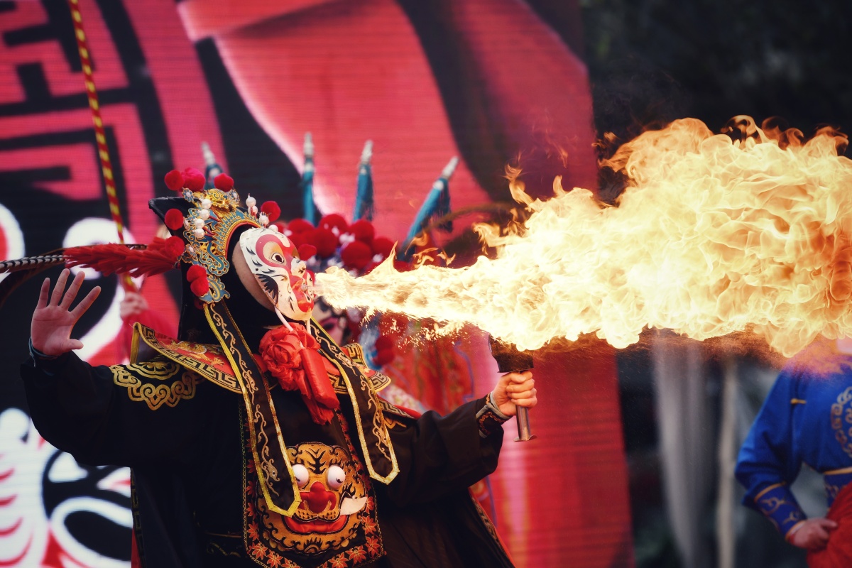 川剧神技:变脸,吐火 - _苍狼啸月_