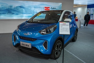 YAN00083