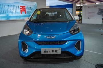 YAN00082