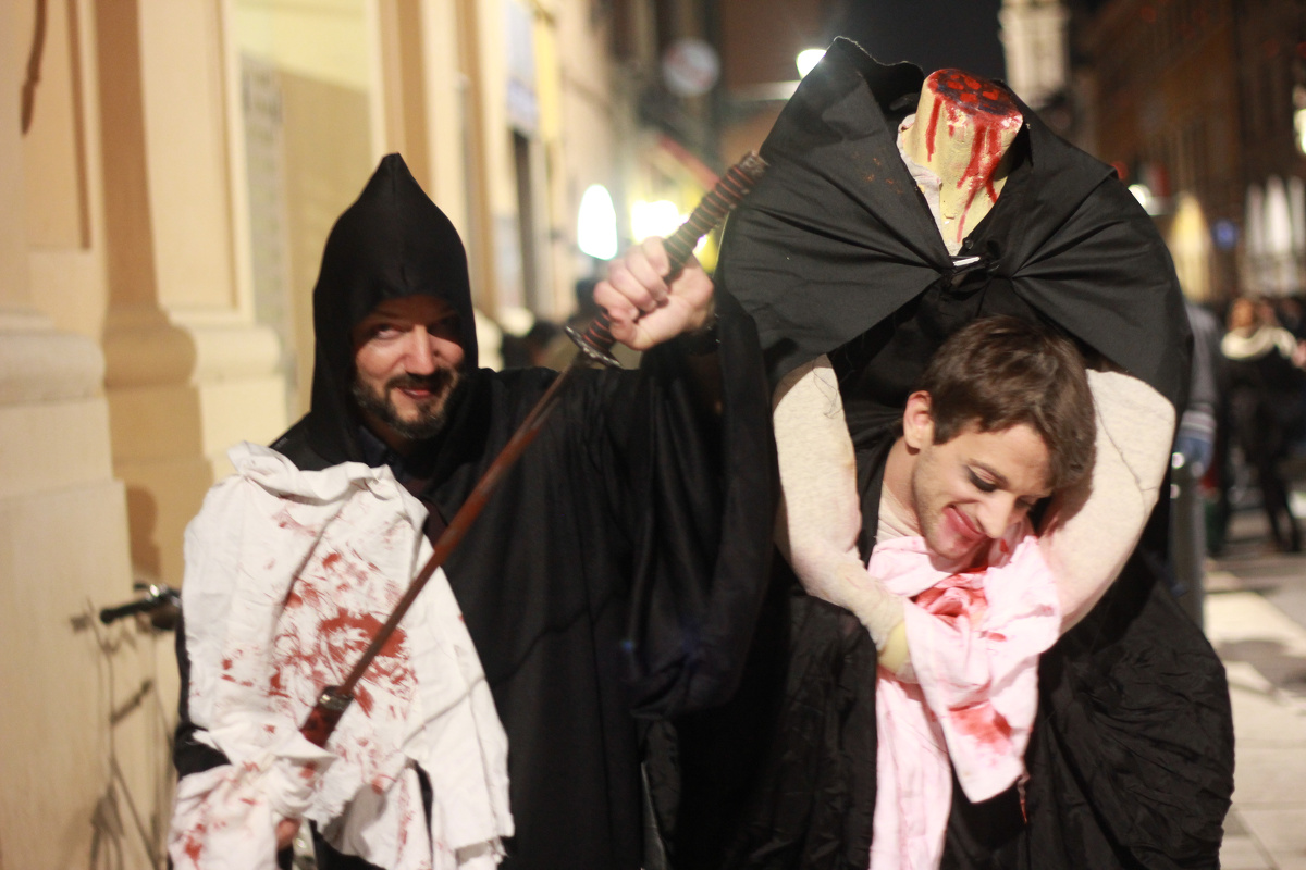 万圣节街头一角