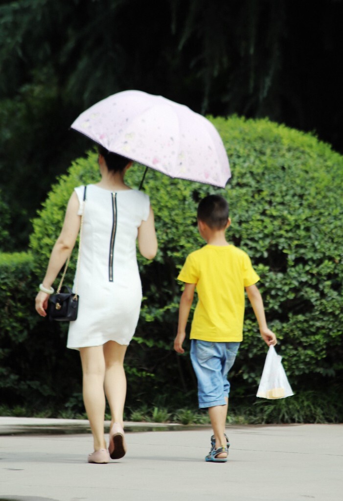跟着妈妈走