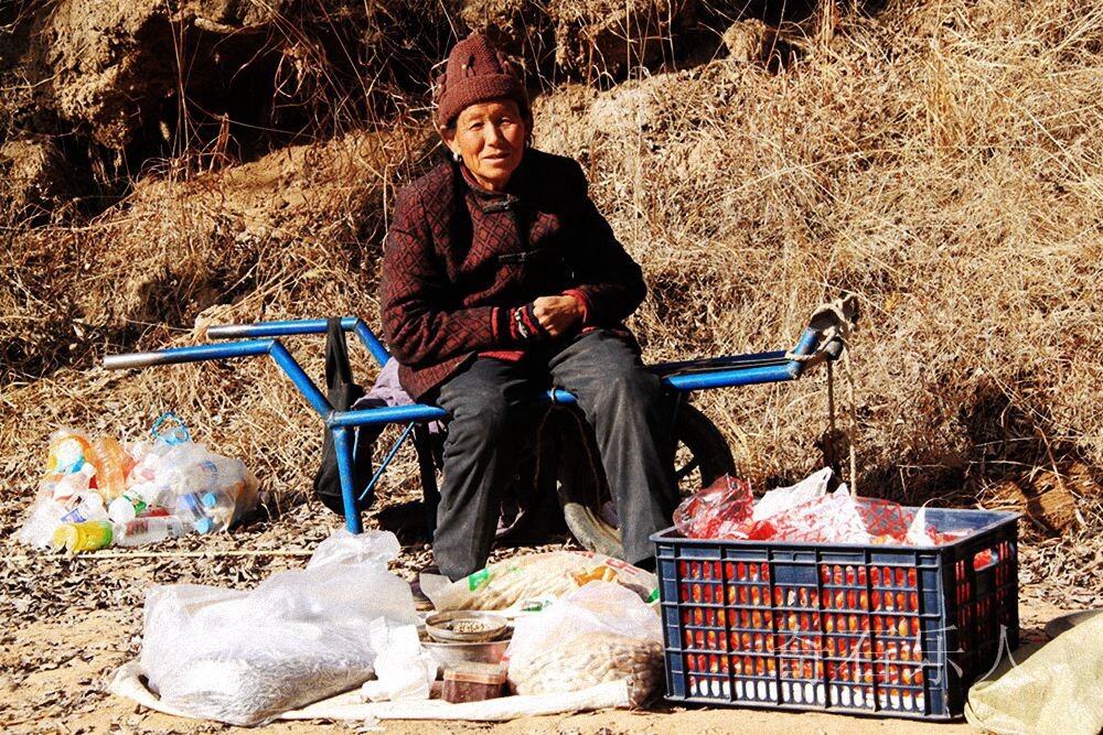 小摊小贩闪亮登场