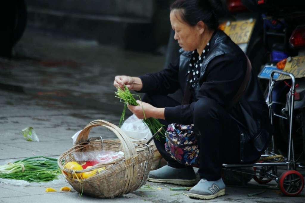 小摊小贩闪亮登场