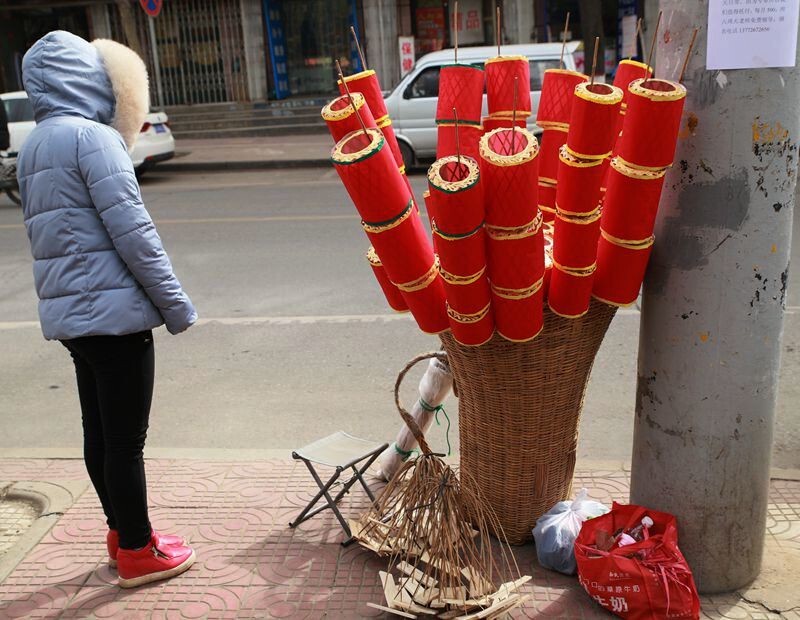 小摊小贩闪亮登场