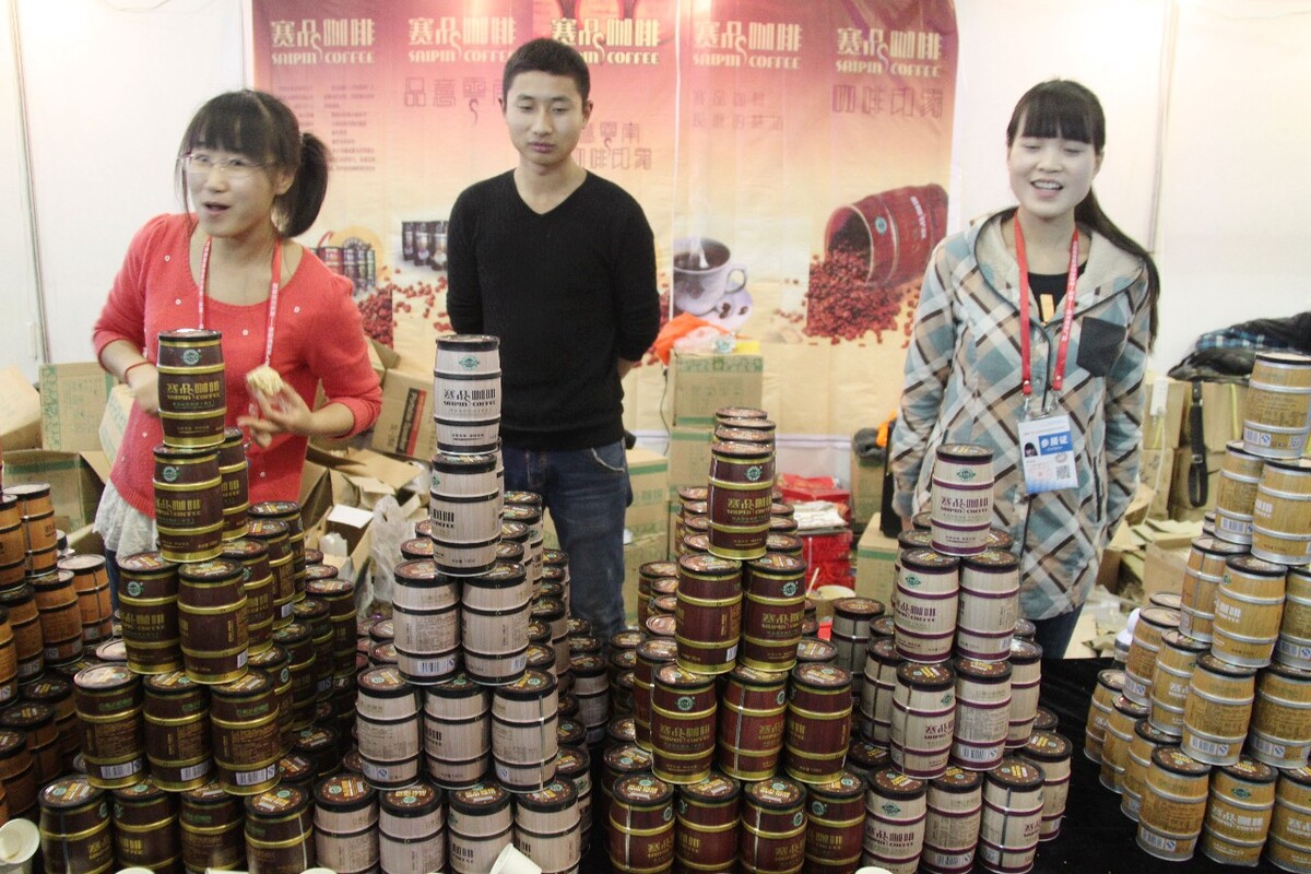 小摊小贩闪亮登场