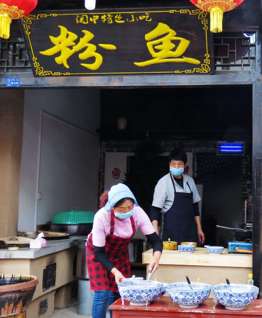 小摊小贩闪亮登场