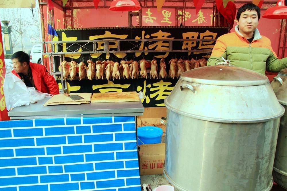 小摊小贩闪亮登场