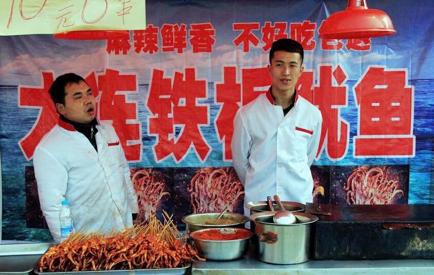 小摊小贩闪亮登场