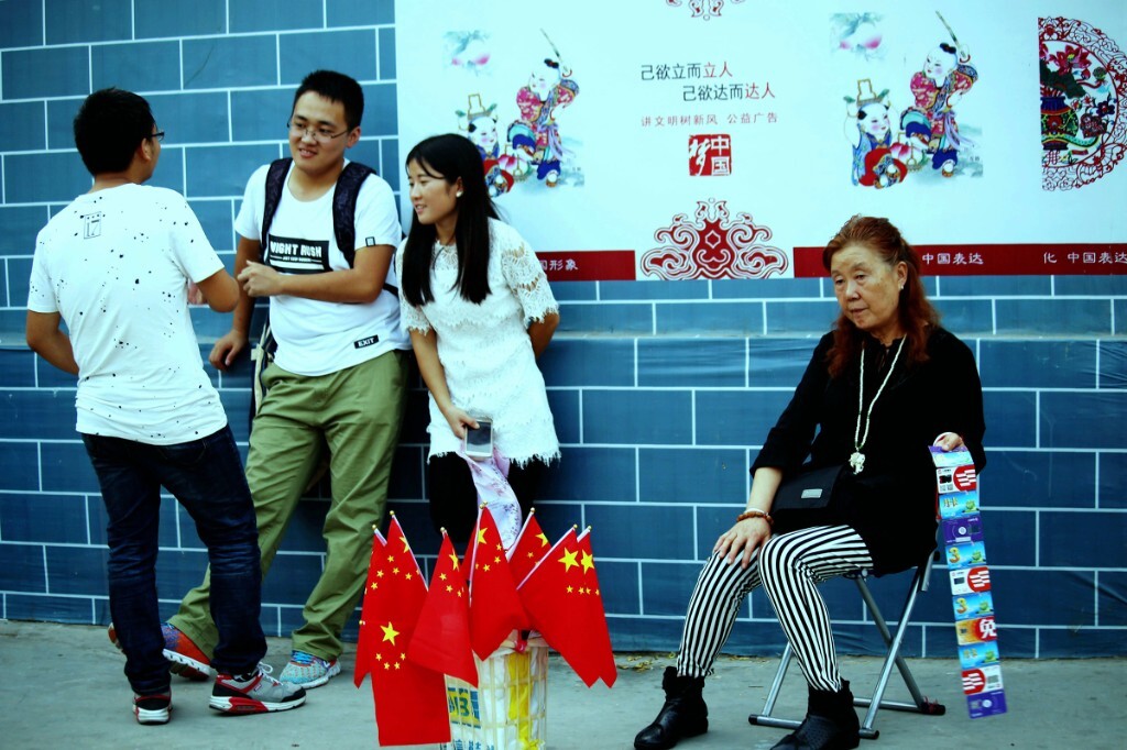 小摊小贩闪亮登场