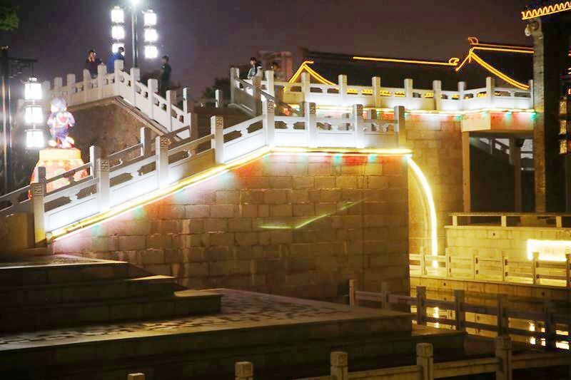 盐城水街夜景