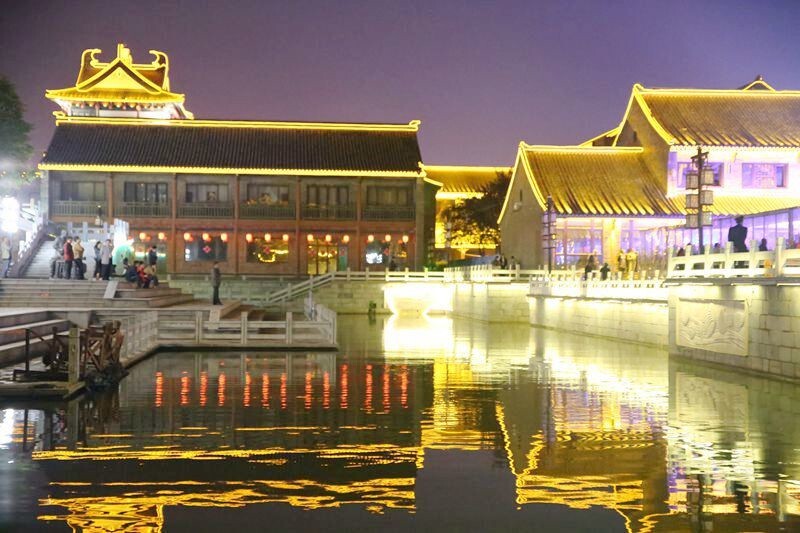 盐城水街夜景