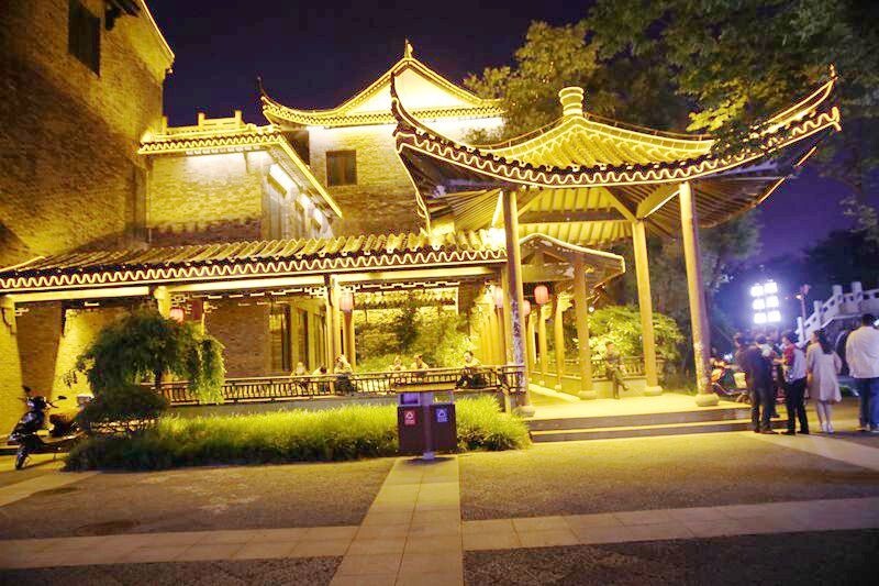 盐城水街夜景