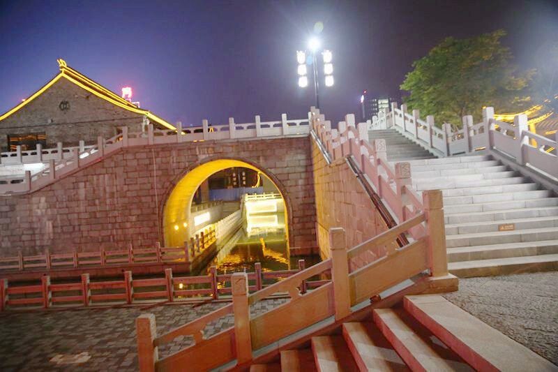 盐城水街夜景