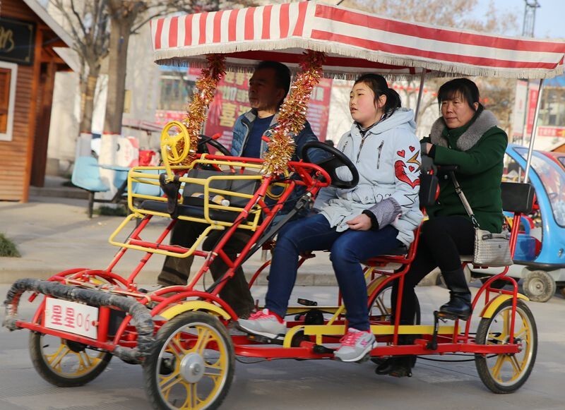骑车过年